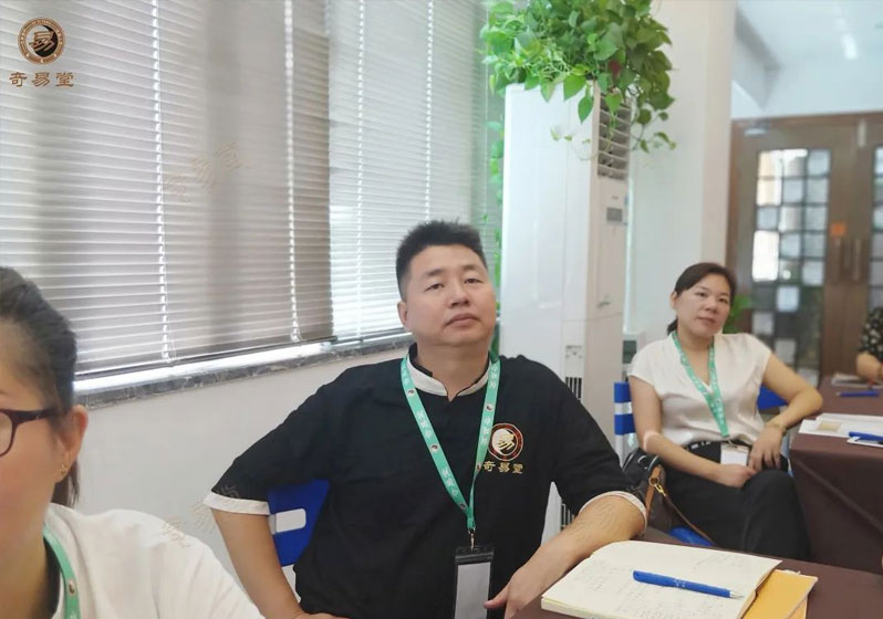 周厚均師兄2.jpg